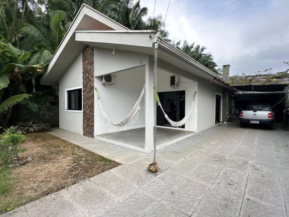 Imagem Casa com 5 Quartos à Venda, 160 m² em Pinheiros - Balneário Barra Do Sul Imagem Casa com 5 Quartos à Venda, 160 m² em Pinheiros - Balneário Barra Do Sul