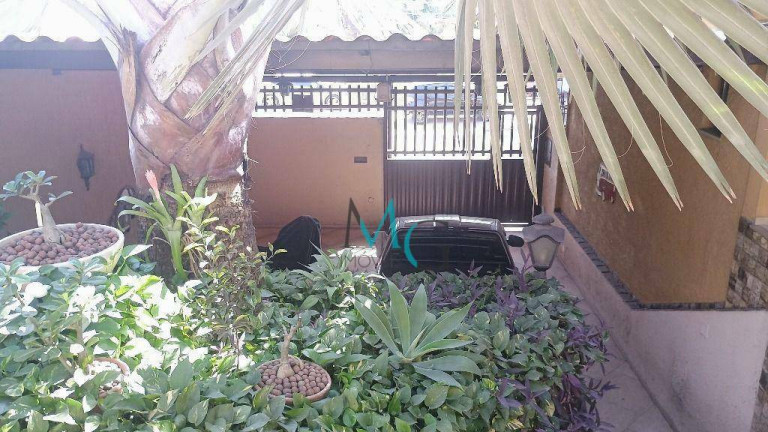 Imagem Casa com 2 Quartos à Venda, 220 m² em Campo Grande - Rio De Janeiro Imagem Casa com 2 Quartos à Venda, 220 m² em Campo Grande - Rio De Janeiro