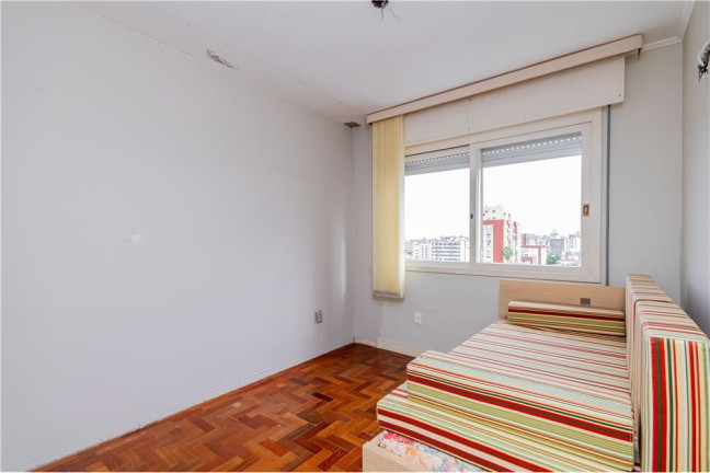 Imagem Imóvel com 2 Quartos à Venda, em Santana - Porto Alegre Imagem Imóvel com 2 Quartos à Venda, em Santana - Porto Alegre