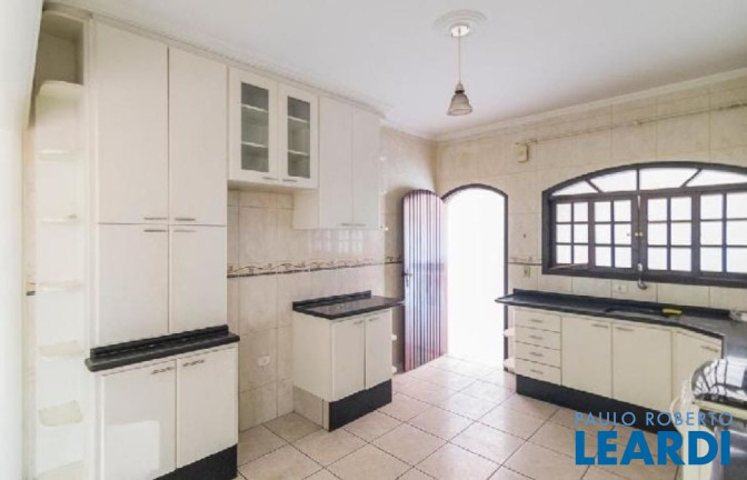 Imagem Sobrado com 4 Quartos à Venda, 275 m² em Jardim Marek - Santo André Imagem Sobrado com 4 Quartos à Venda, 275 m² em Jardim Marek - Santo André