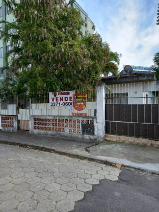 Imagem Casa com 4 Quartos à Venda, 310 m² em Estreito - Florianópolis Imagem Casa com 4 Quartos à Venda, 310 m² em Estreito - Florianópolis