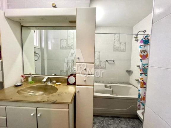 Imagem Apartamento com 2 Quartos à Venda, 145 m² em Pitangueiras - Guarujá Imagem Apartamento com 2 Quartos à Venda, 145 m² em Pitangueiras - Guarujá