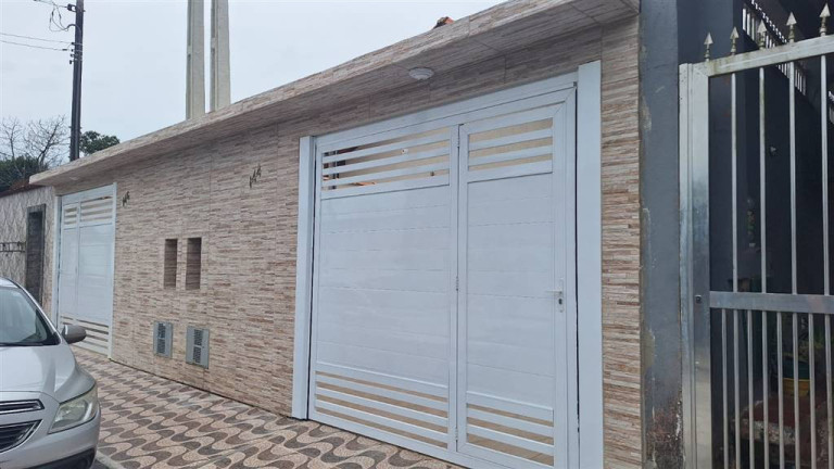 Casa com 3 Quartos à Venda, 82 m² em Jardim Corumba - Itanhaém