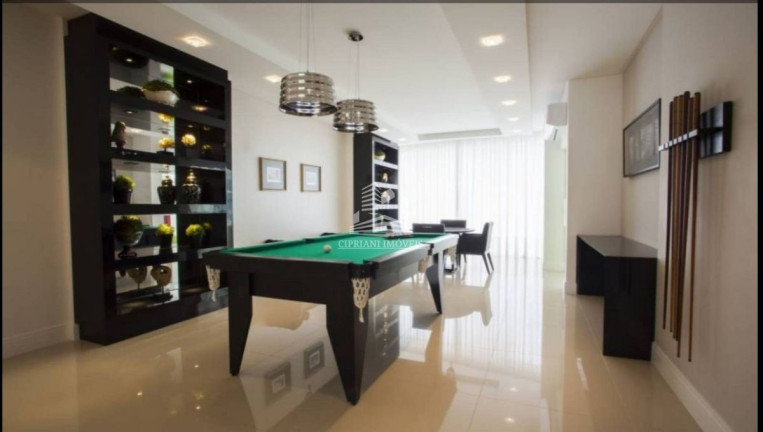 Imagem Apartamento com 3 Quartos para Alugar, 133 m² em Centro - Balneário Camboriú