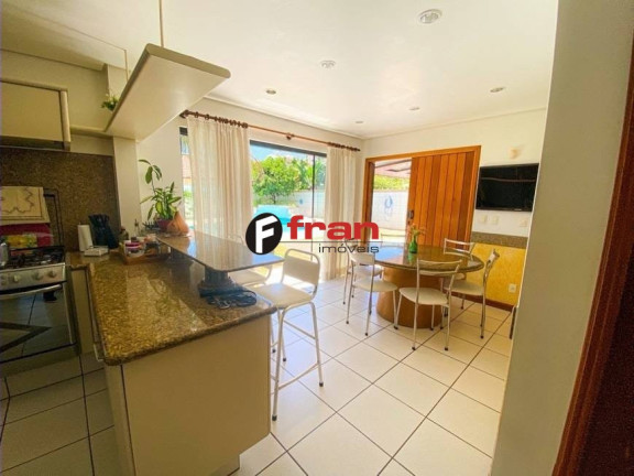 Imagem Casa com 3 Quartos à Venda, 450 m² em Córrego Grande - Florianópolis