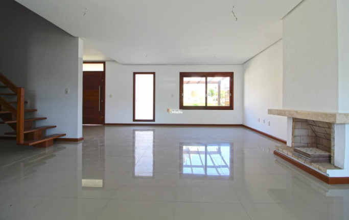 Imagem Casa com 3 Quartos à Venda, 240 m² em Vila Nova - Porto Alegre Imagem Casa com 3 Quartos à Venda, 240 m² em Vila Nova - Porto Alegre