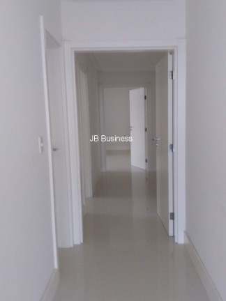 Imagem Imóvel com 3 Quartos à Venda, 122 m² em Centro - Balneário Camboriú Imagem Imóvel com 3 Quartos à Venda, 122 m² em Centro - Balneário Camboriú