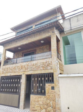 Imagem Casa com 3 Quartos à Venda, 80 m² em Ocian - Praia Grande Imagem Casa com 3 Quartos à Venda, 80 m² em Ocian - Praia Grande
