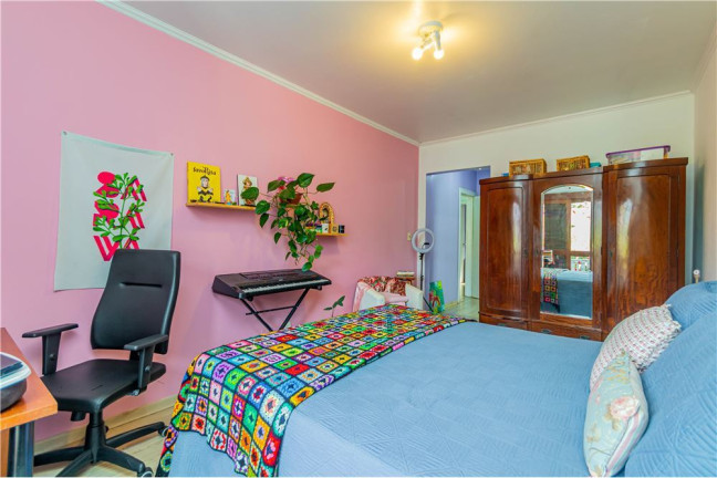 Imagem Casa com 4 Quartos à Venda, 360 m² em Menino Deus - Porto Alegre Imagem Casa com 4 Quartos à Venda, 360 m² em Menino Deus - Porto Alegre