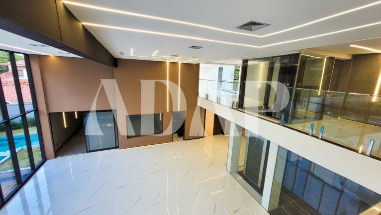 Imagem Casa com 5 Quartos à Venda, 1.485 m² em Barra Da Tijuca - Rio De Janeiro Imagem Casa com 5 Quartos à Venda, 1.485 m² em Barra Da Tijuca - Rio De Janeiro