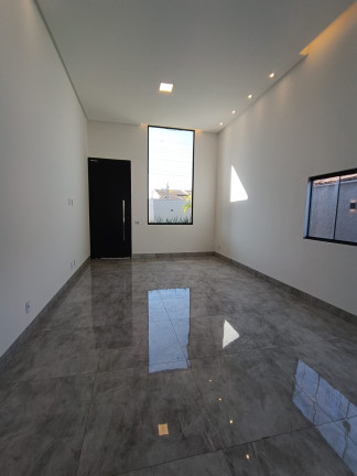Imagem Imóvel com
3 Quartos à Venda, 150 m² em
Bairro Cardoso -
Aparecida De Goiania Imagem Imóvel com
3 Quartos à Venda, 150 m² em
Bairro Cardoso -
Aparecida De Goiania