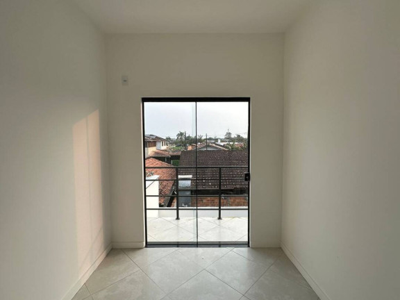 Imagem Casa com 3 Quartos à Venda, 121 m² em Costeira - Balneário Barra Do Sul Imagem Casa com 3 Quartos à Venda, 121 m² em Costeira - Balneário Barra Do Sul