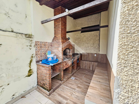 Imagem Casa com 4 Quartos à Venda, 300 m² em Barra Da Tijuca - Rio De Janeiro Imagem Casa com 4 Quartos à Venda, 300 m² em Barra Da Tijuca - Rio De Janeiro