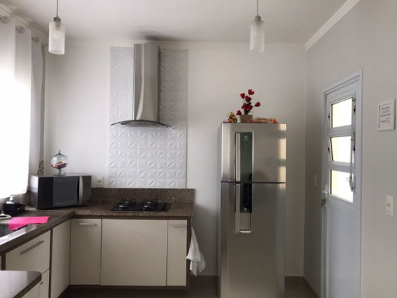 Imagem Sobrado com 3 Quartos à Venda, 150 m² em Horto Florestal - Sorocaba Imagem Sobrado com 3 Quartos à Venda, 150 m² em Horto Florestal - Sorocaba