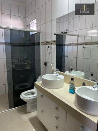 Imagem Sobrado com 5 Quartos à Venda, 420 m² em Jardim Califórnia - Cuiabá Imagem Sobrado com 5 Quartos à Venda, 420 m² em Jardim Califórnia - Cuiabá