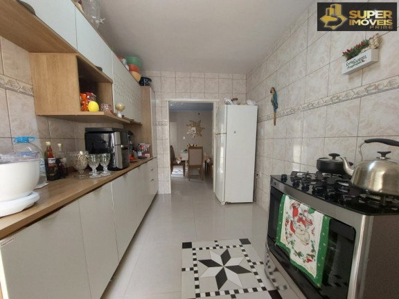 Imagem Casa com 3 Quartos à Venda, 232 m² em Centro - Pelotas