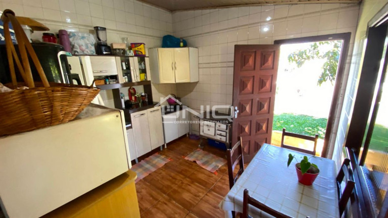Imagem Casa com 2 Quartos à Venda, 80 m² em São Vicente - Pato Branco Imagem Casa com 2 Quartos à Venda, 80 m² em São Vicente - Pato Branco
