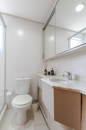 Imagem Apartamento com 2 Quartos à Venda, 61 m² em Higienópolis - Porto Alegre Imagem Apartamento com 2 Quartos à Venda, 61 m² em Higienópolis - Porto Alegre