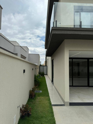Casa de Condomínio com 4 Quartos à Venda, 299 m² em Residencial Goiânia Golfe Clube - Goiânia