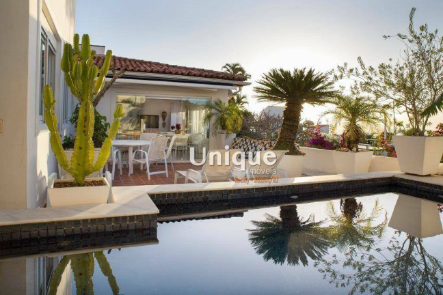 Casa com 3 Quartos à Venda, 248 m² em Praia Dos Ossos - Armação Dos Búzios
