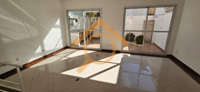Imagem Casa com 2 Quartos à Venda, 160 m² em Jardim Marajoara - São Paulo Imagem Casa com 2 Quartos à Venda, 160 m² em Jardim Marajoara - São Paulo