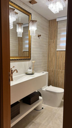 Imagem Casa com 3 Quartos à Venda, 240 m² em Santa Felicidade - Curitiba Imagem Casa com 3 Quartos à Venda, 240 m² em Santa Felicidade - Curitiba