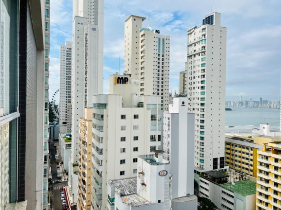 Imagem Apartamento com 4 Quartos à Venda, 237 m² em Pioneiros - Balneário Camboriú Imagem Apartamento com 4 Quartos à Venda, 237 m² em Pioneiros - Balneário Camboriú