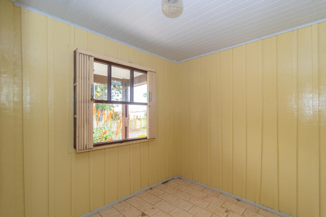 Imagem Casa com 3 Quartos para Alugar, 71 m² em Orleans - Curitiba Imagem Casa com 3 Quartos para Alugar, 71 m² em Orleans - Curitiba