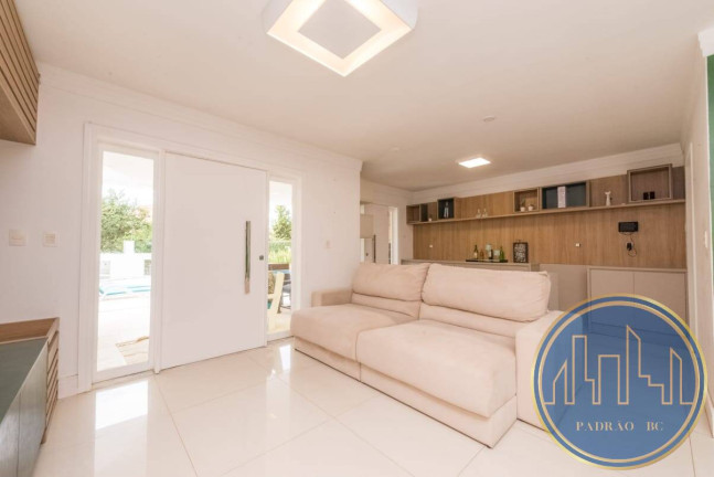 Imagem Casa com 3 Quartos para Temporada, 350 m² em Praia Das Taquaras - Balneário Camboriú