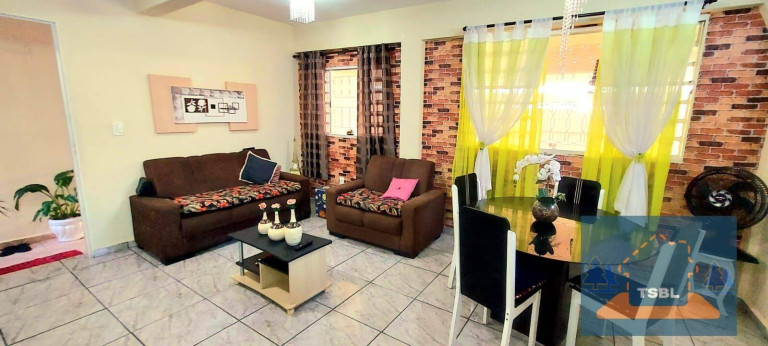 Imagem Casa com 2 Quartos à Venda, 140 m² em Bragança Paulista Imagem Casa com 2 Quartos à Venda, 140 m² em Bragança Paulista