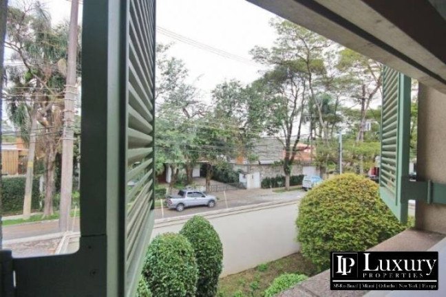 Imagem Casa com 4 Quartos à Venda, 355 m² em Alto De Pinheiros - São Paulo Imagem Casa com 4 Quartos à Venda, 355 m² em Alto De Pinheiros - São Paulo