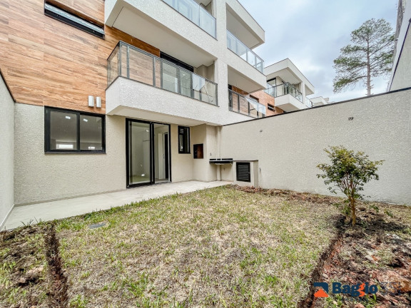 Imagem Casa de Condomínio com 3 Quartos à Venda, 240 m² em Santo Inácio - Curitiba Imagem Casa de Condomínio com 3 Quartos à Venda, 240 m² em Santo Inácio - Curitiba