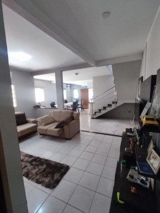 Imagem Sobrado com 3 Quartos à Venda, 92 m² em Solange Park 3 - Goiânia Imagem Sobrado com 3 Quartos à Venda, 92 m² em Solange Park 3 - Goiânia