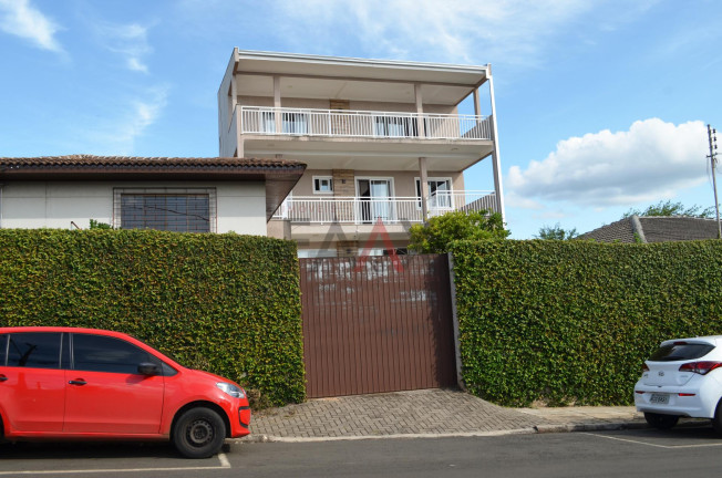 Imagem Casa com 3 Quartos à Venda, 376 m² em Centro - Guarapuava Imagem Casa com 3 Quartos à Venda, 376 m² em Centro - Guarapuava