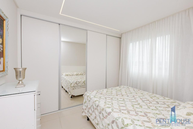 Imagem Apartamento com 3 Quartos à Venda, 118 m² em Centro - Balneário Camboriú Imagem Apartamento com 3 Quartos à Venda, 118 m² em Centro - Balneário Camboriú