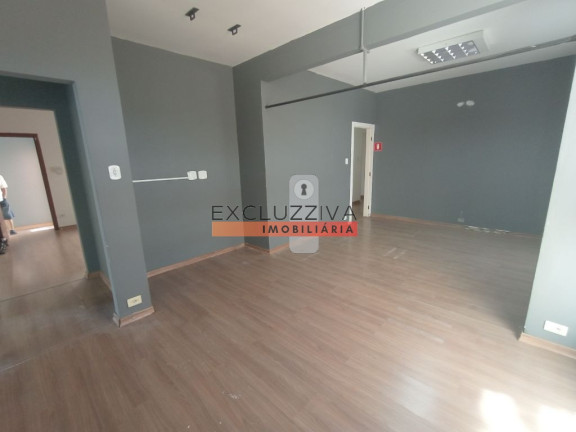 Imagem Casa com 3 Quartos à Venda, 350 m² em Loteamento Chácaras Pastorelli - Taubaté Imagem Casa com 3 Quartos à Venda, 350 m² em Loteamento Chácaras Pastorelli - Taubaté