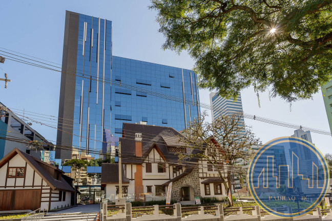 Imóvel Comercial para Alugar, 273 m² em Batel - Curitiba