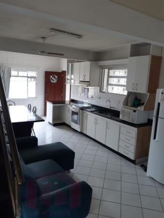 Imagem Imóvel com 4 Quartos à Venda, 