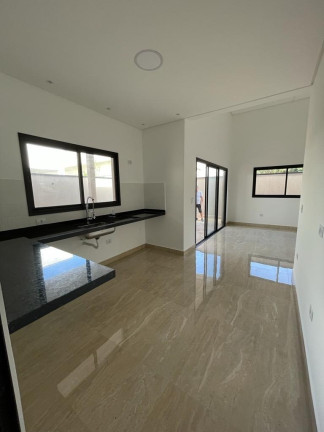 Imagem Casa com 3 Quartos à Venda, 147 m² em Jardim Residencial Golden Park - Jacareí Imagem Casa com 3 Quartos à Venda, 147 m² em Jardim Residencial Golden Park - Jacareí
