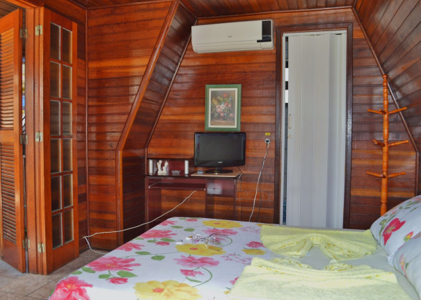 Imagem Imóvel com 10 Quartos à Venda, 1.000 m² em Arembepe - Camaçari Imagem Imóvel com 10 Quartos à Venda, 1.000 m² em Arembepe - Camaçari