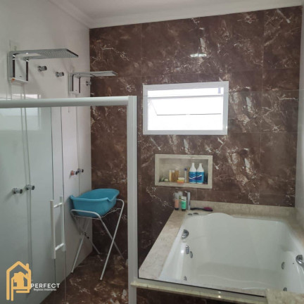 Imagem Casa com 3 Quartos à Venda, 210 m² em Vila Das Jabuticabeiras - Taubaté Imagem Casa com 3 Quartos à Venda, 210 m² em Vila Das Jabuticabeiras - Taubaté