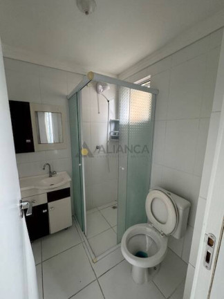 Imagem Apartamento com 2 Quartos para Alugar, 70 m² em Centro - Navegantes