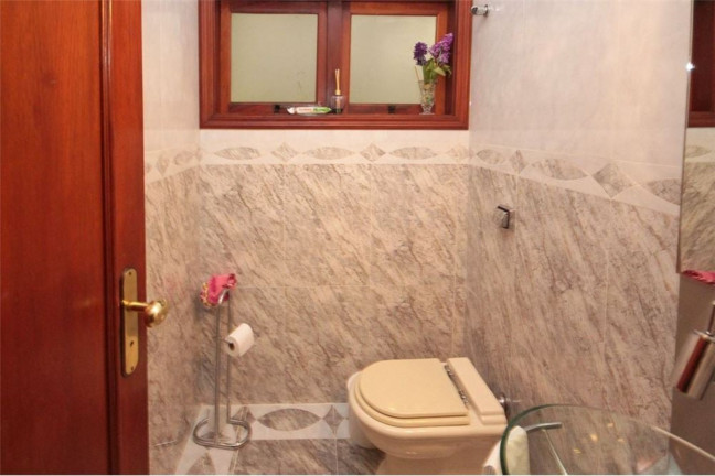 Imagem Casa com 4 Quartos à Venda, em Tremembé - São Paulo Imagem Casa com 4 Quartos à Venda, em Tremembé - São Paulo