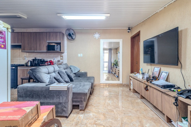 Imagem Casa com 5 Quartos à Venda, 270 m² em Sarandi - Porto Alegre Imagem Casa com 5 Quartos à Venda, 270 m² em Sarandi - Porto Alegre