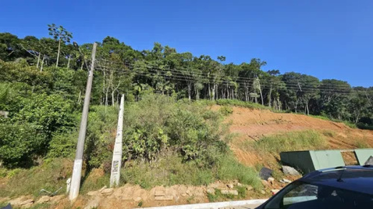 Terreno à Venda, 985 m² em Ariribá - Balneário Camboriú