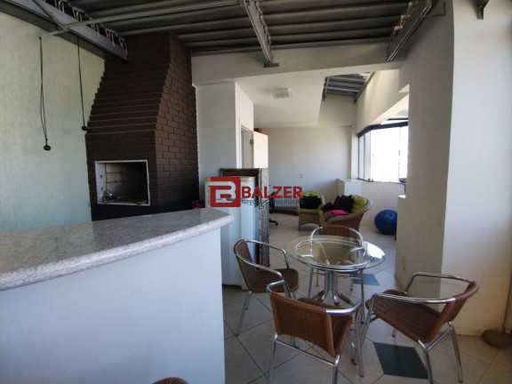 Imagem Cobertura com 3 Quartos à Venda, 309 m² em Centro - Florianópolis