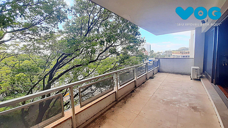 Imagem Imóvel com 3 Quartos à Venda, 257 m² em Petrópolis - Porto Alegre