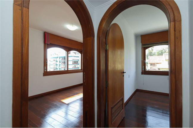 Imagem Apartamento com 3 Quartos à Venda, 155 m² em Santa Tereza - Porto Alegre Imagem Apartamento com 3 Quartos à Venda, 155 m² em Santa Tereza - Porto Alegre