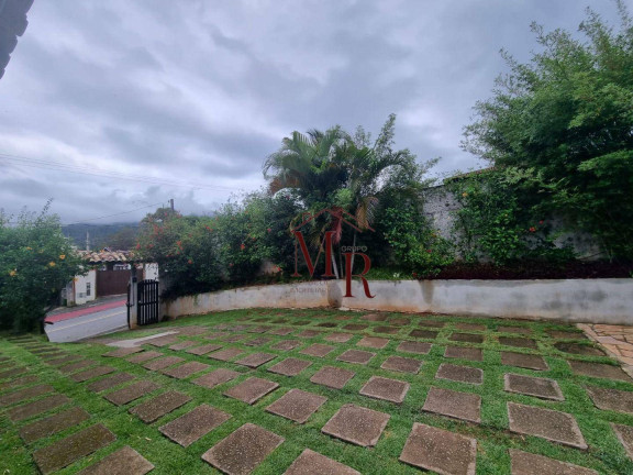 Imagem Casa com 7 Quartos à Venda, 900 m² em Barra Velha - Ilhabela Imagem Casa com 7 Quartos à Venda, 900 m² em Barra Velha - Ilhabela