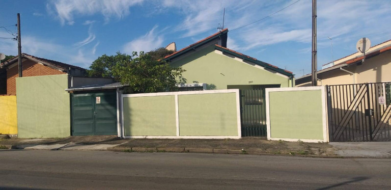 Casa com 2 Quartos à Venda, 277 m² em Vila Das Jabuticabeiras - Taubaté